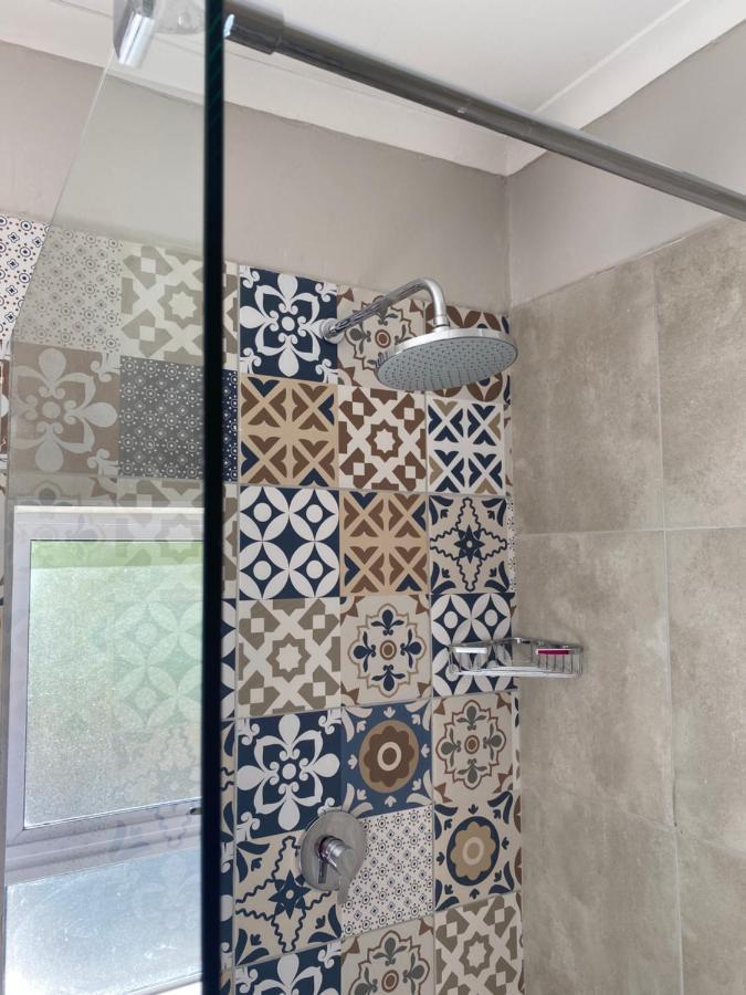 Busa Guest House East London Εξωτερικό φωτογραφία